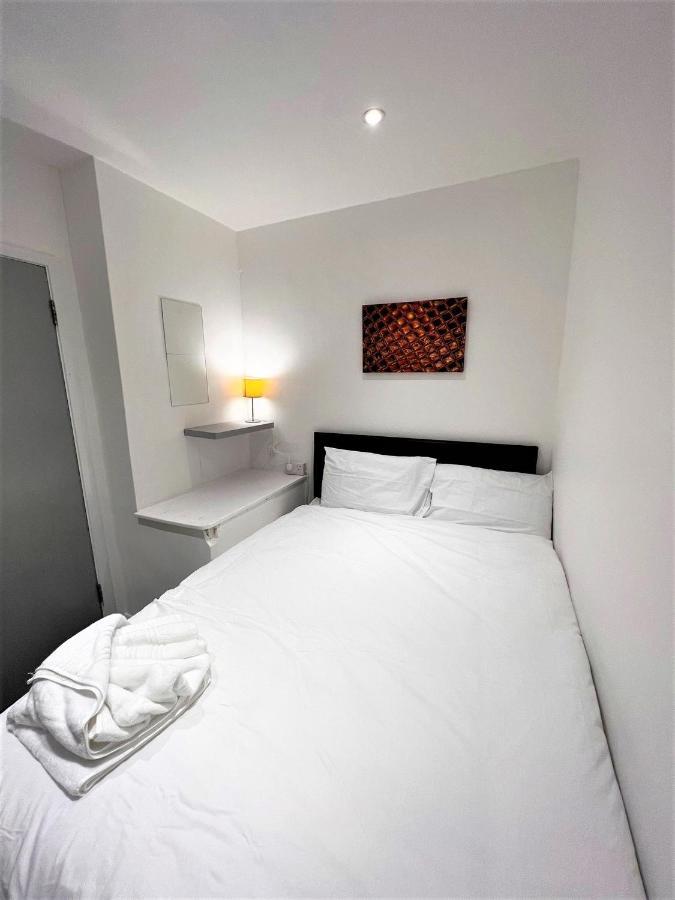 Stepney Green Beds To Stay 24 ลอนดอน ภายนอก รูปภาพ