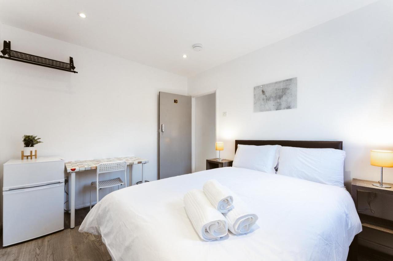 Stepney Green Beds To Stay 24 ลอนดอน ภายนอก รูปภาพ