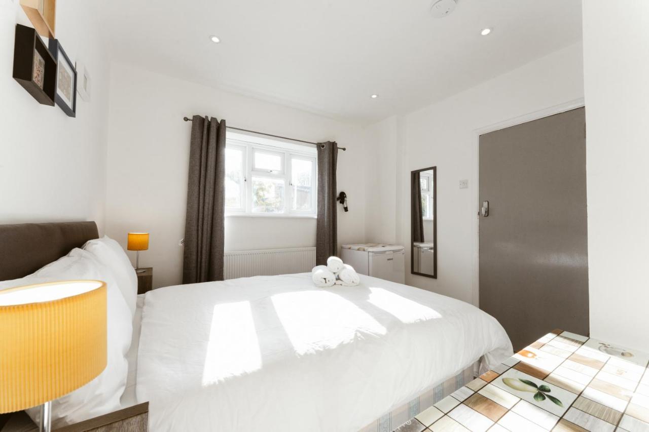 Stepney Green Beds To Stay 24 ลอนดอน ภายนอก รูปภาพ
